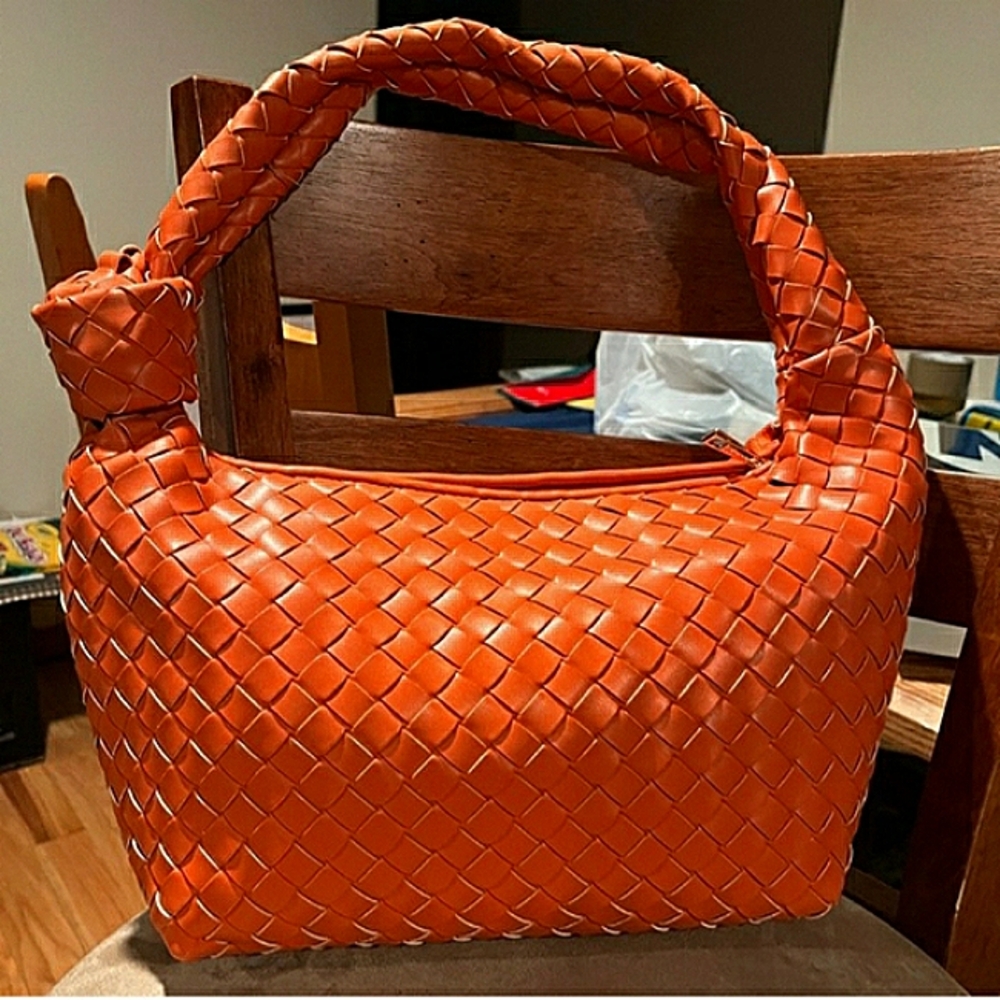 a new day Vibrant RUST ORANGE Woven Hobo Bag NWOT - Picture 4 of 10